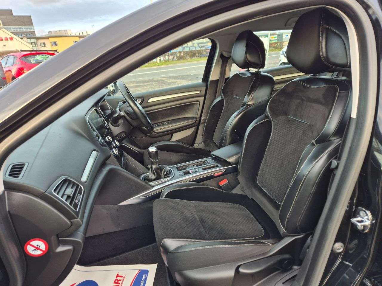 2017 RENAULT MEGANE 2017 RENAULT MEGANE