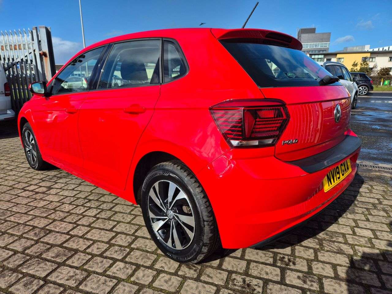 2019 VOLKSWAGEN POLO 2019 VOLKSWAGEN POLO