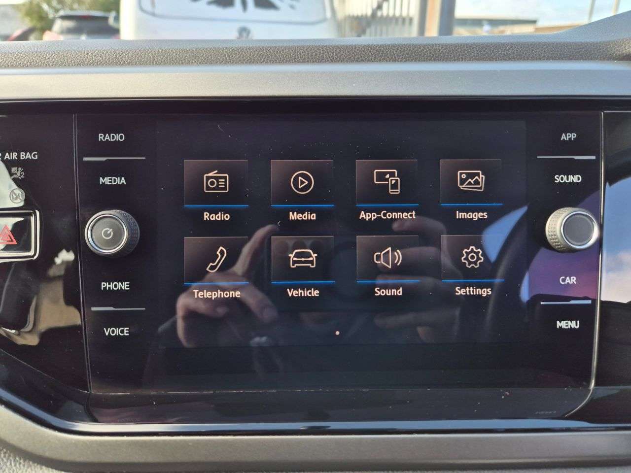 2019 VOLKSWAGEN POLO 2019 VOLKSWAGEN POLO