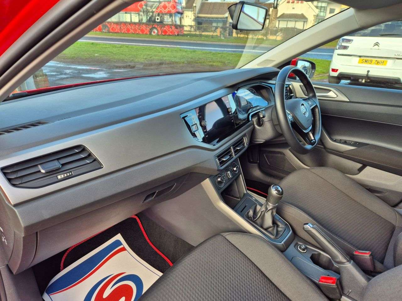 2019 VOLKSWAGEN POLO 2019 VOLKSWAGEN POLO