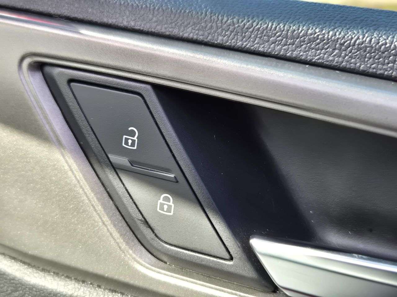 2019 VOLKSWAGEN POLO 2019 VOLKSWAGEN POLO