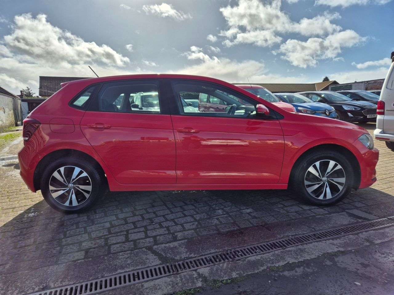 2019 VOLKSWAGEN POLO 2019 VOLKSWAGEN POLO