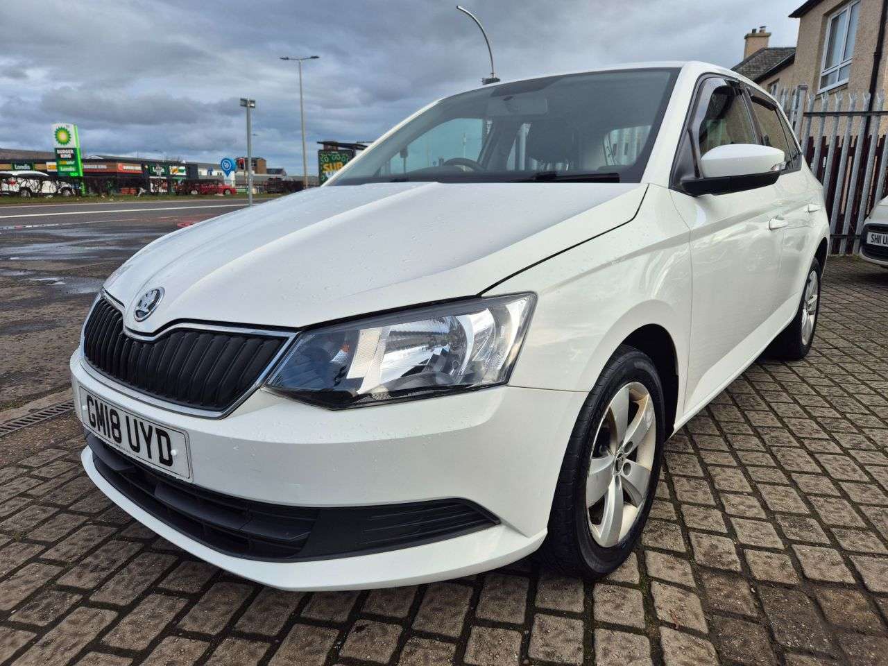 A 2018 SKODA FABIA 1.0 SE Hatchback 5dr Petrol Manual Euro 6 (s/s) (75 ps) A 2018 SKODA FABIA 1.0 SE Hatchback 5dr Petrol Manual Euro 6 (s/s) (75 ps)