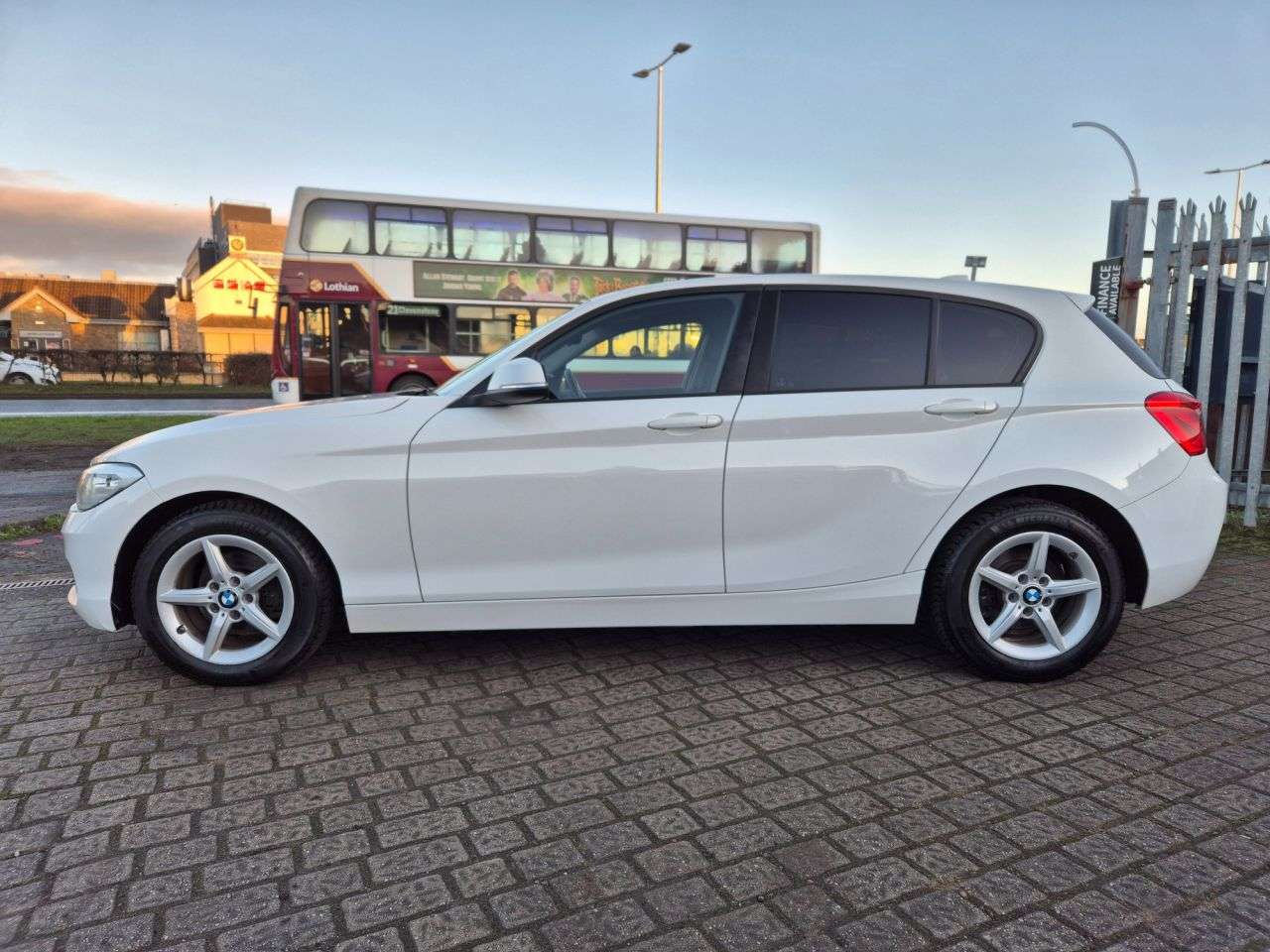 2019 BMW 1 SERIES 2019 BMW 1 SERIES