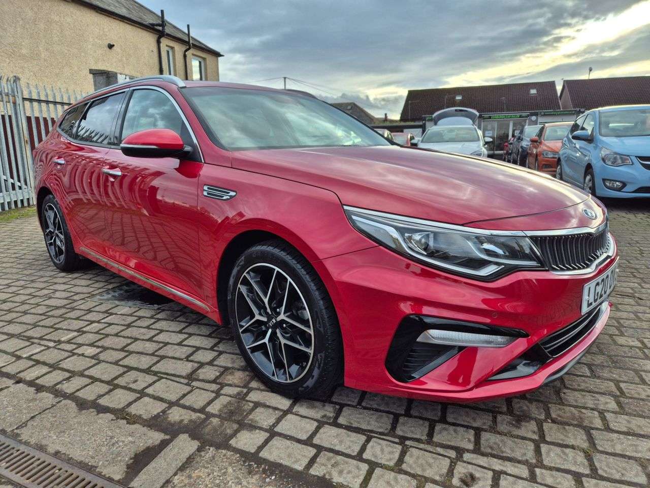 A 2020 KIA OPTIMA 1.6 CRDi 3 Sportswagon 5dr Diesel Manual Euro 6 (s/s) (134 bhp) A 2020 KIA OPTIMA 1.6 CRDi 3 Sportswagon 5dr Diesel Manual Euro 6 (s/s) (134 bhp)