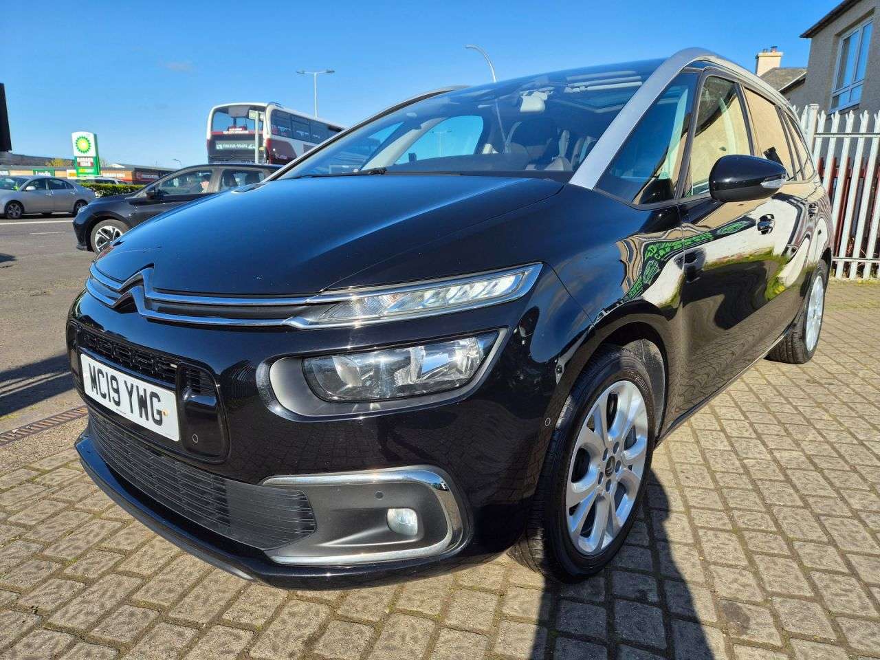 A 2019 CITROEN GRAND C4 SPACETOURER 1.5 BlueHDi Flair MPV 5dr Diesel Manual Euro 6 (s/s) (130 ps) FULL SERVICE A 2019 CITROEN GRAND C4 SPACETOURER 1.5 BlueHDi Flair MPV 5dr Diesel Manual Euro 6 (s/s) (130 ps) FULL SERVICE