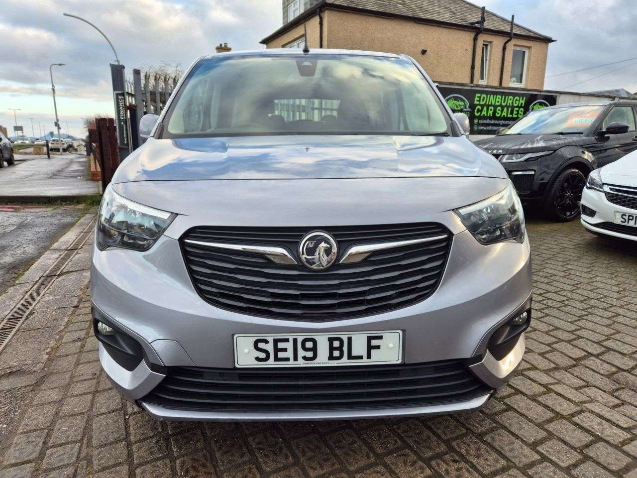 A 2019 VAUXHALL COMBO LIFE 1.5 Turbo D BlueInjection Energy MPV 5dr Diesel Manual Euro 6 (s/s) (7 Seat A 2019 VAUXHALL COMBO LIFE 1.5 Turbo D BlueInjection Energy MPV 5dr Diesel Manual Euro 6 (s/s) (7 Seat