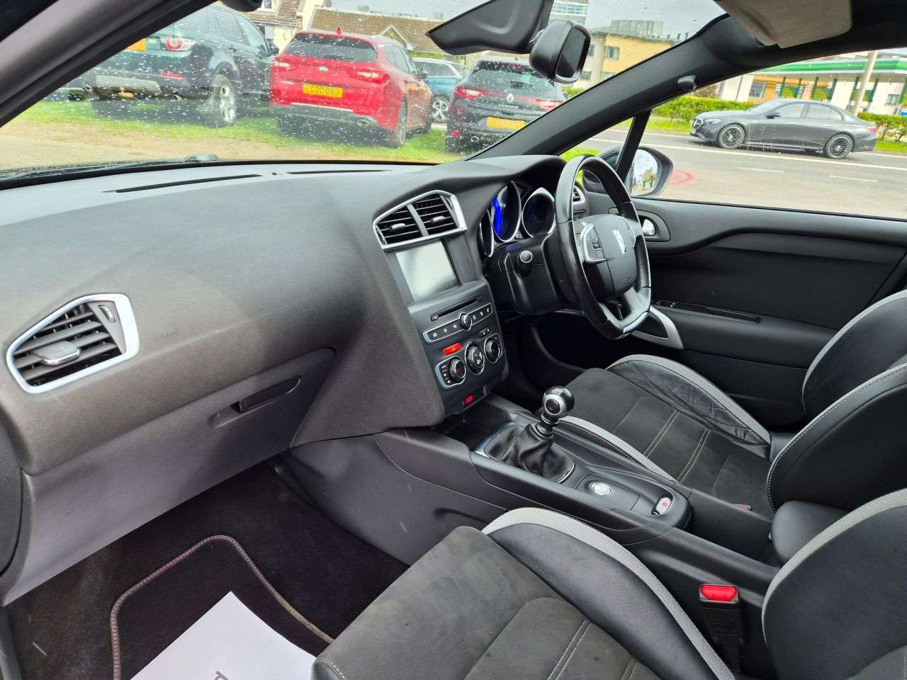 2015 DS AUTOMOBILES DS 4 2015 DS AUTOMOBILES DS 4