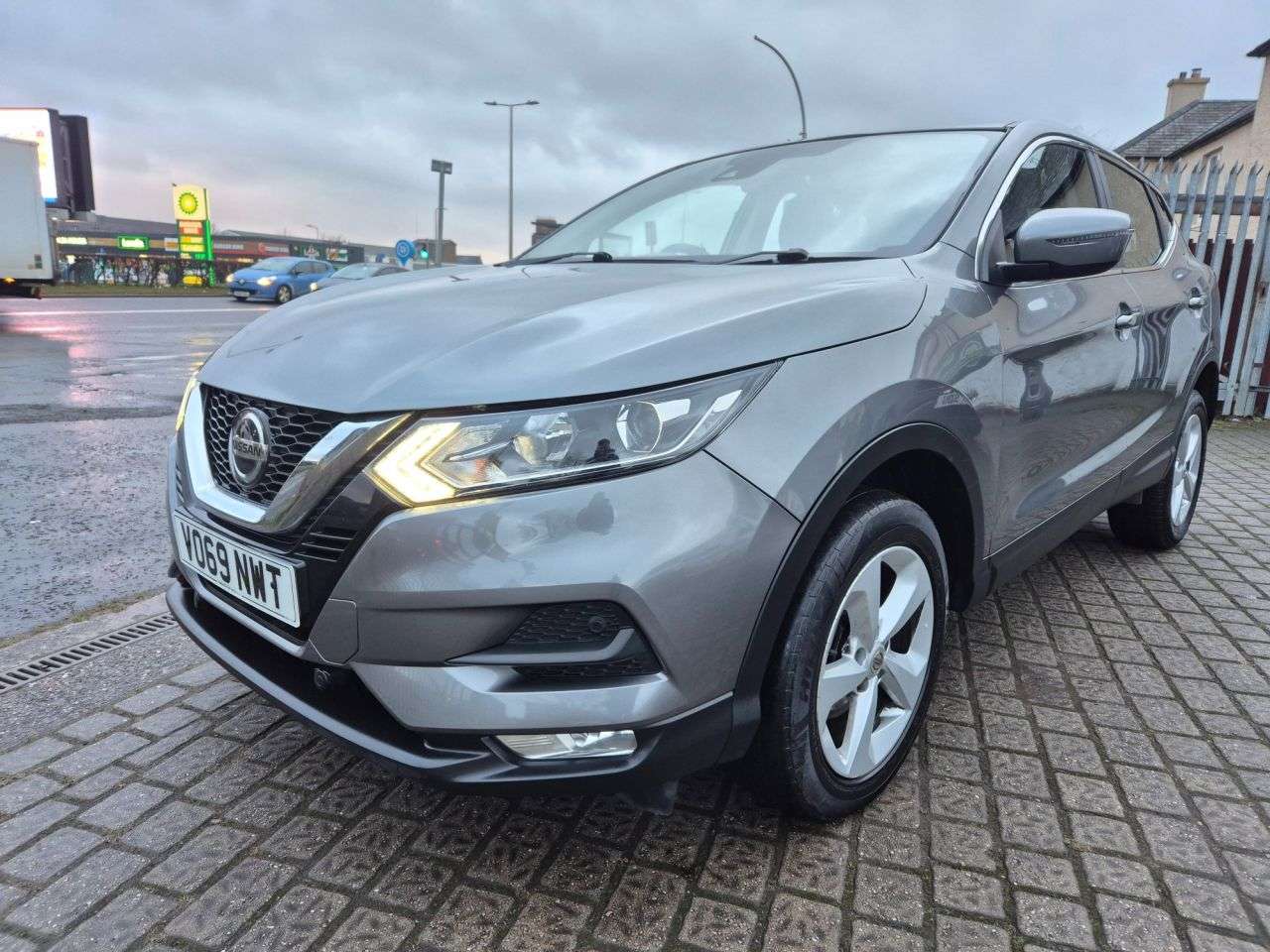 A 2019 NISSAN QASHQAI 1.5 dCi Acenta Premium SUV 5dr Diesel Manual Euro 6 (s/s) (115 ps) A 2019 NISSAN QASHQAI 1.5 dCi Acenta Premium SUV 5dr Diesel Manual Euro 6 (s/s) (115 ps)