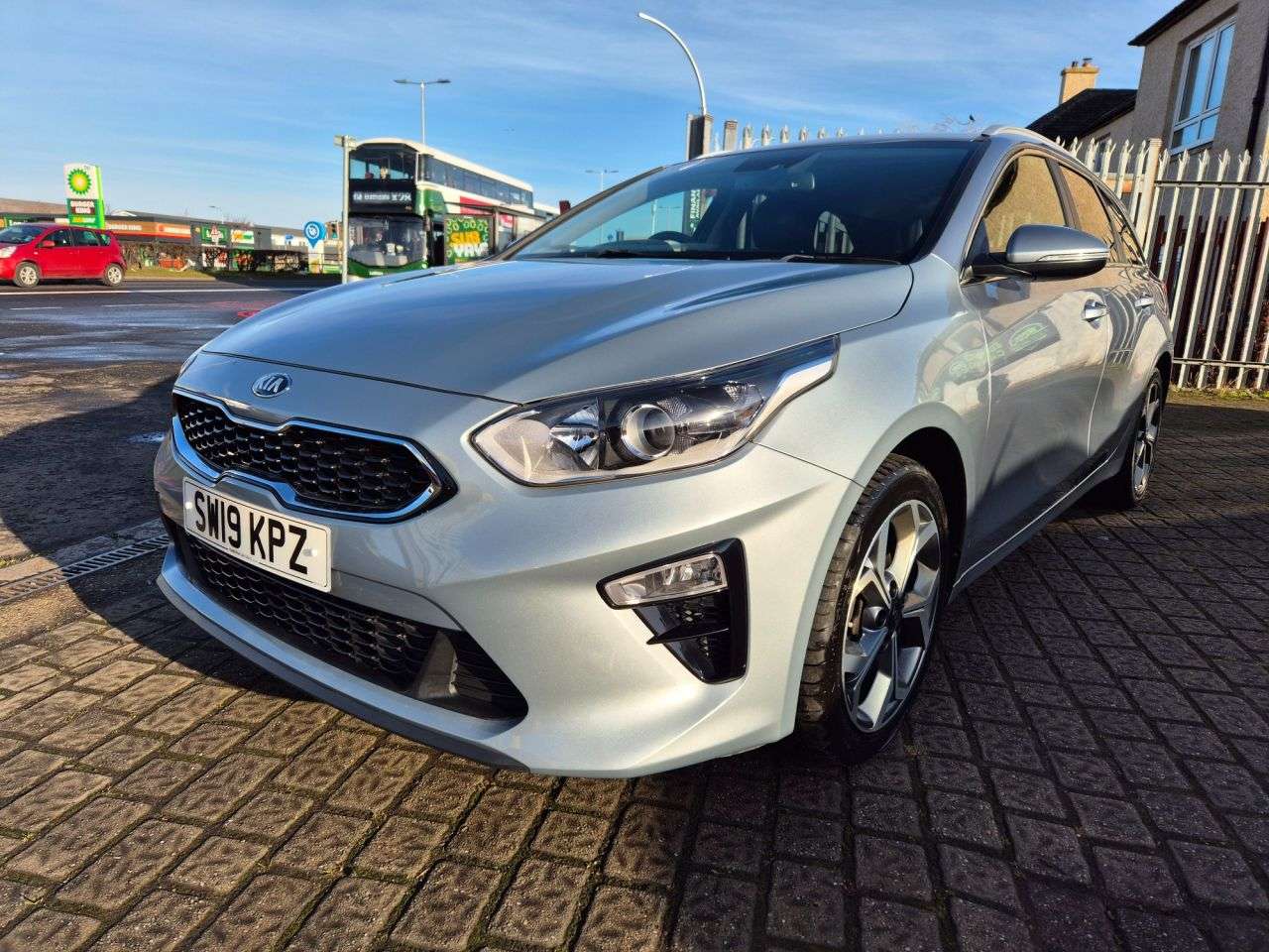 A 2019 KIA CEED 1.6 CRDi 3 Sportswagon 5dr Diesel Manual Euro 6 (s/s) (114 bhp) A 2019 KIA CEED 1.6 CRDi 3 Sportswagon 5dr Diesel Manual Euro 6 (s/s) (114 bhp)