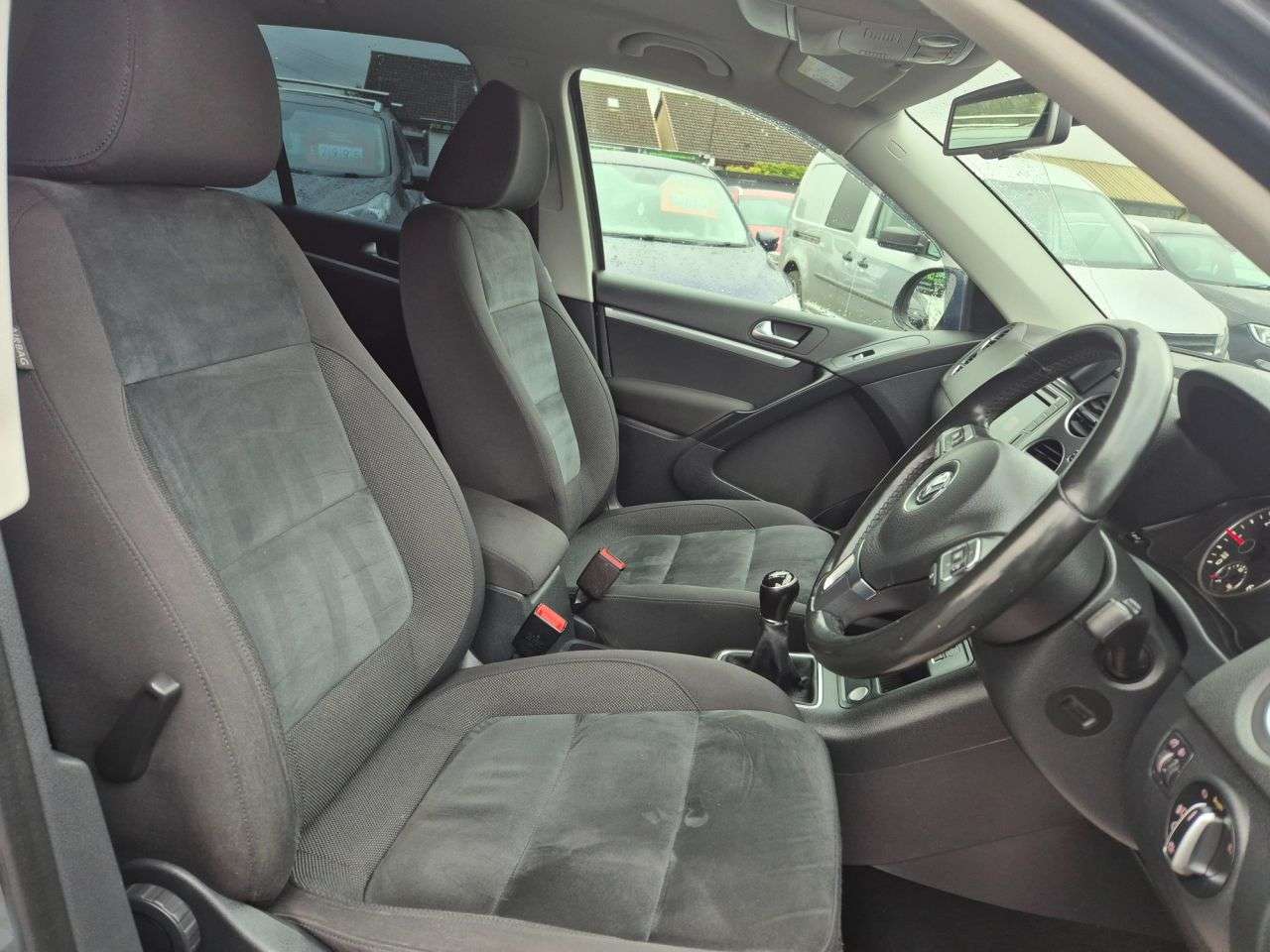 2015 VOLKSWAGEN TIGUAN 2015 VOLKSWAGEN TIGUAN