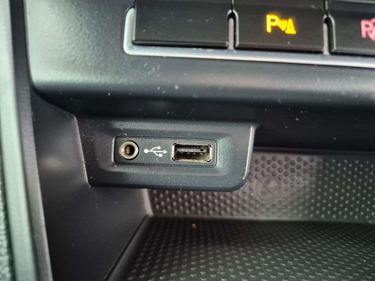 2015 VOLKSWAGEN TIGUAN 2015 VOLKSWAGEN TIGUAN