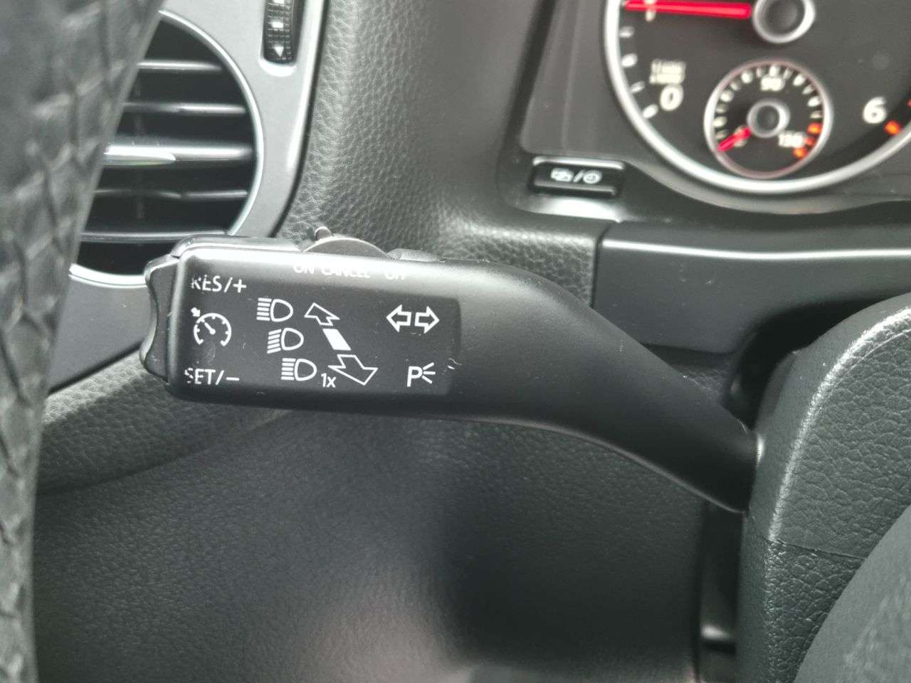 2015 VOLKSWAGEN TIGUAN 2015 VOLKSWAGEN TIGUAN