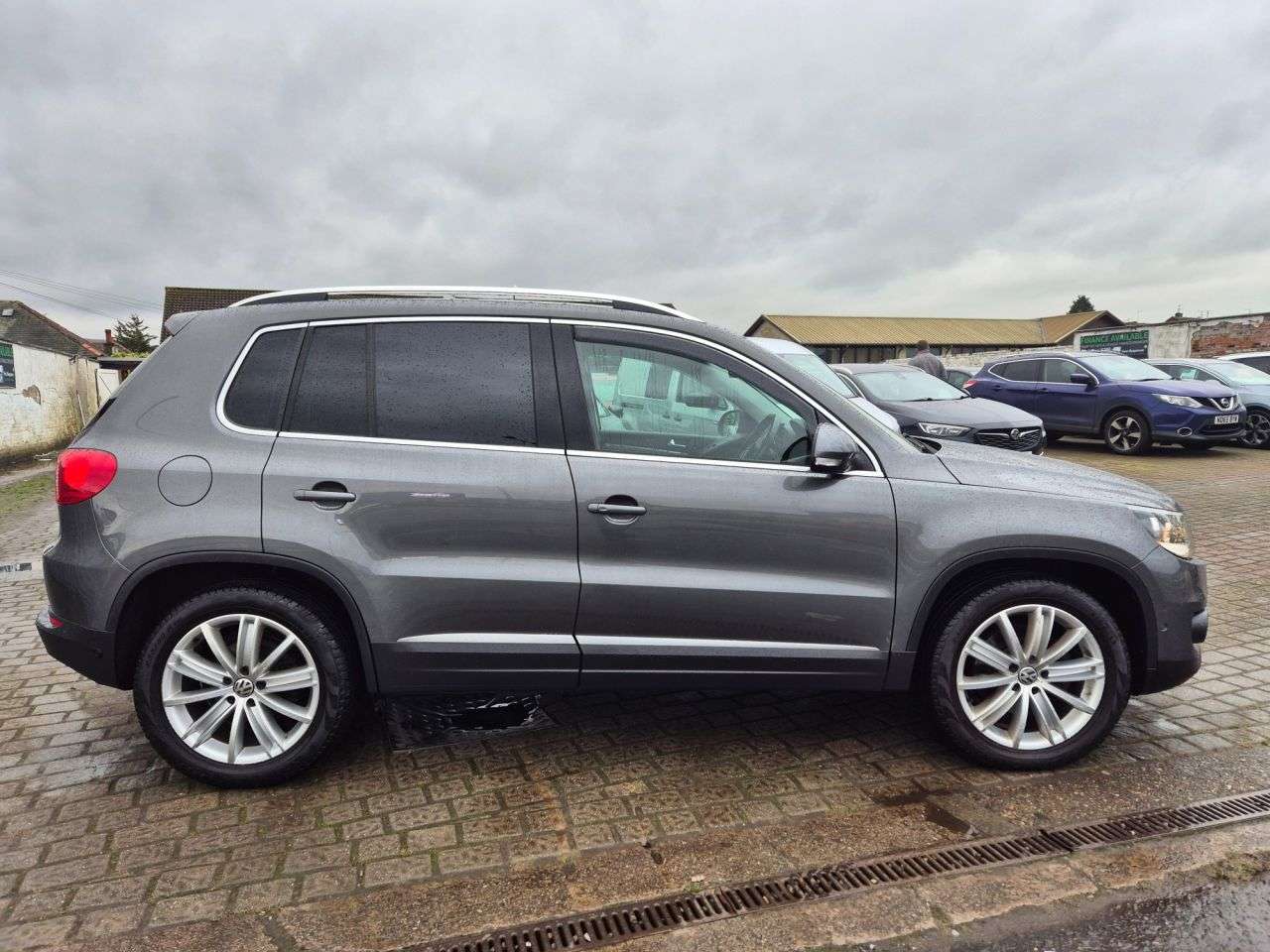 2015 VOLKSWAGEN TIGUAN 2015 VOLKSWAGEN TIGUAN