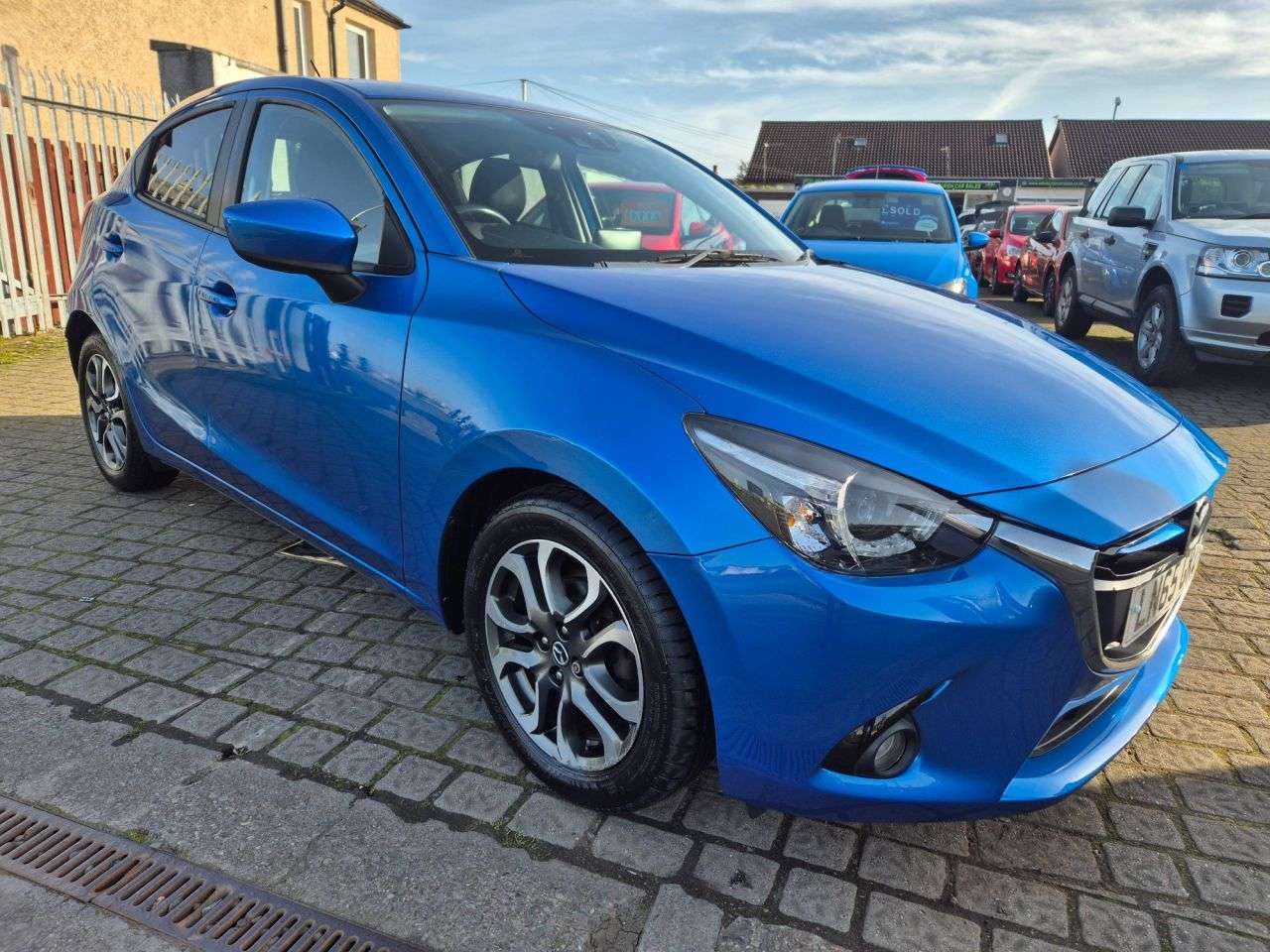 A 2015 MAZDA MAZDA2 1.5 SKYACTIV-G Sport Nav Hatchback 5dr Petrol Manual Euro 6 (s/s) (115 ps) A 2015 MAZDA MAZDA2 1.5 SKYACTIV-G Sport Nav Hatchback 5dr Petrol Manual Euro 6 (s/s) (115 ps)