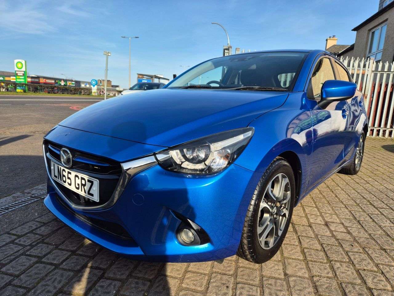 A 2015 MAZDA MAZDA2 1.5 SKYACTIV-G Sport Nav Hatchback 5dr Petrol Manual Euro 6 (s/s) (115 ps) A 2015 MAZDA MAZDA2 1.5 SKYACTIV-G Sport Nav Hatchback 5dr Petrol Manual Euro 6 (s/s) (115 ps)