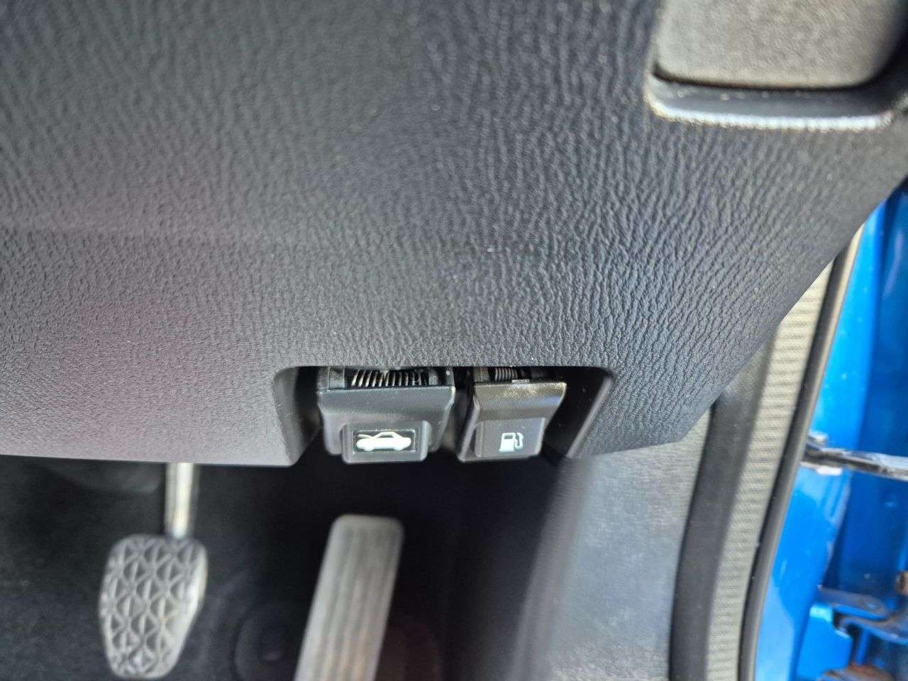 2015 MAZDA MAZDA2 2015 MAZDA MAZDA2