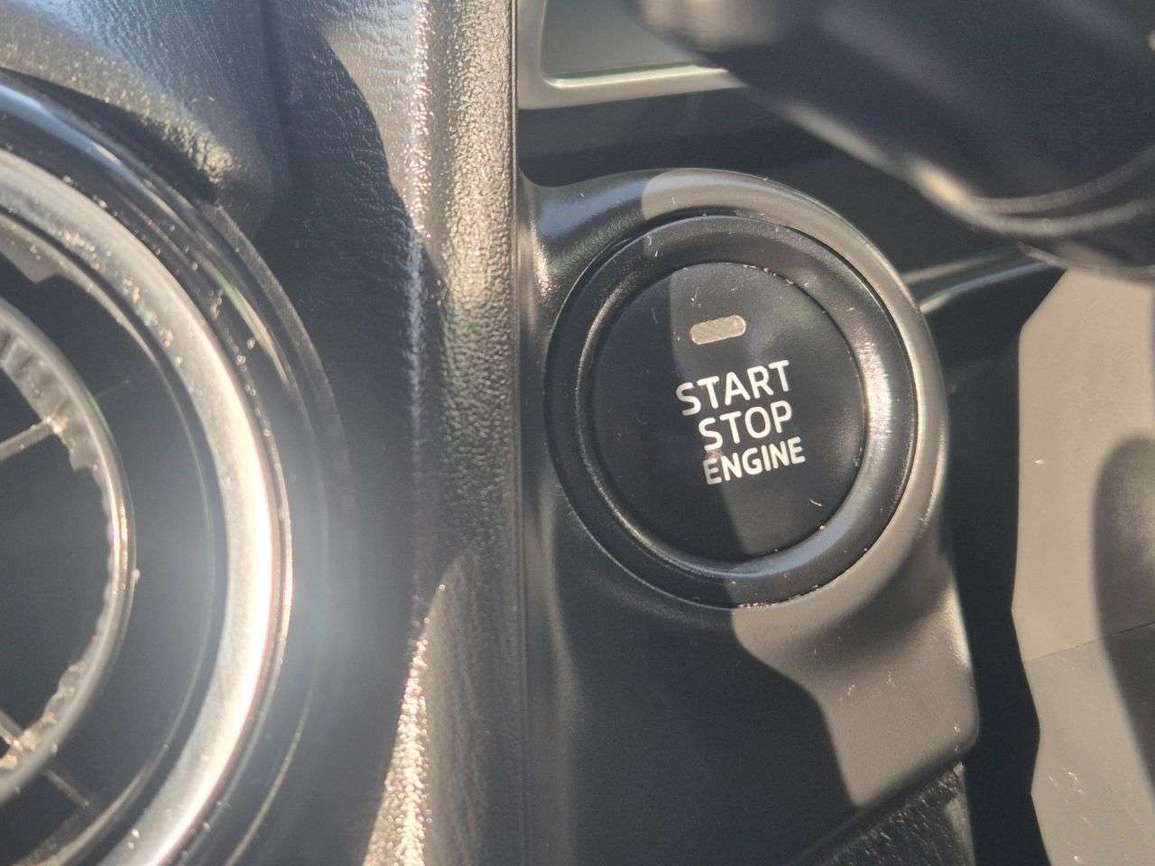 2015 MAZDA MAZDA2 2015 MAZDA MAZDA2