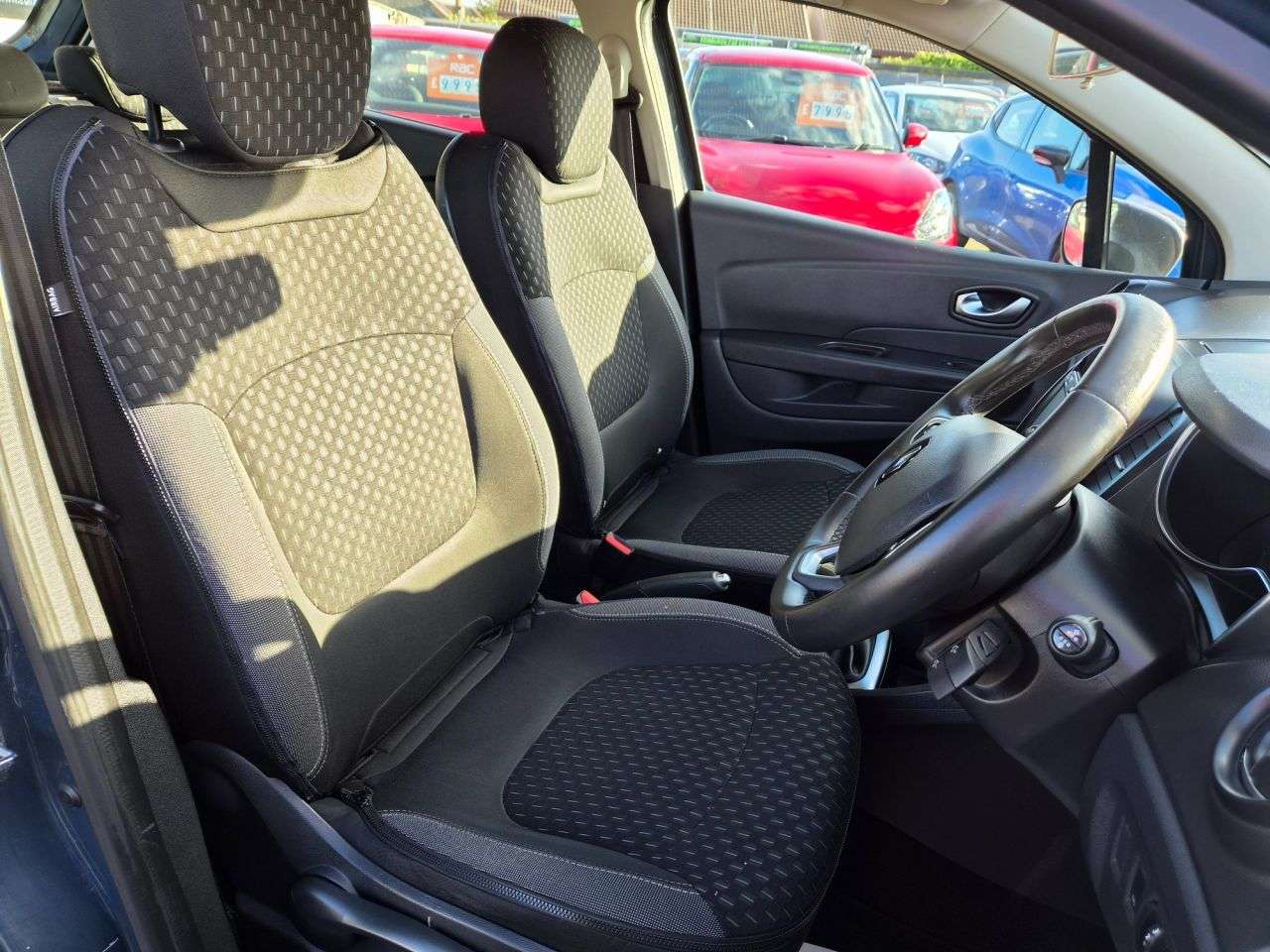 2017 RENAULT CAPTUR 2017 RENAULT CAPTUR