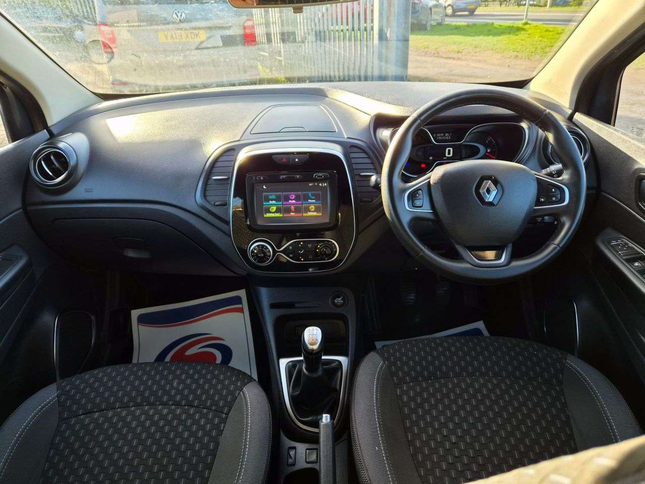 2017 RENAULT CAPTUR 2017 RENAULT CAPTUR