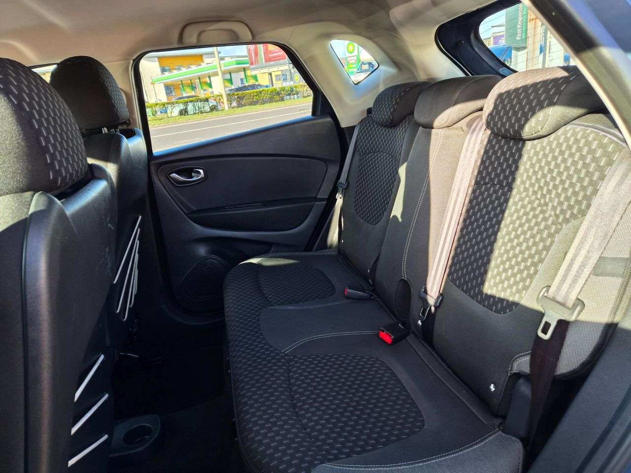 2017 RENAULT CAPTUR 2017 RENAULT CAPTUR