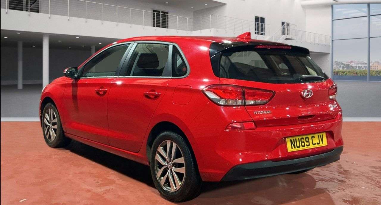 A 2019 HYUNDAI I30 1.4 T-GDi SE Nav Hatchback 5dr Petrol Manual Euro 6 (s/s) (140 ps) A 2019 HYUNDAI I30 1.4 T-GDi SE Nav Hatchback 5dr Petrol Manual Euro 6 (s/s) (140 ps)