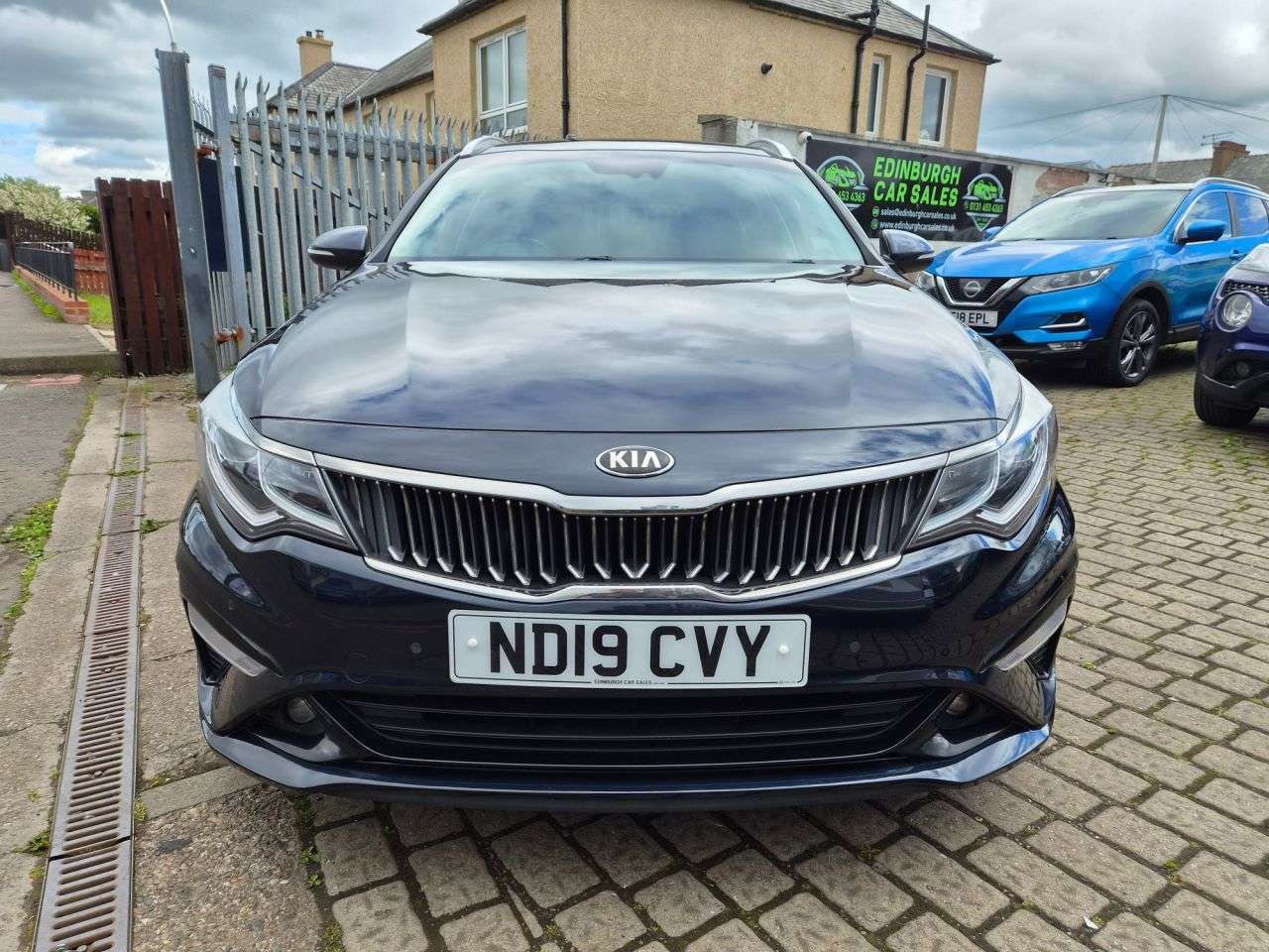 A 2019 KIA OPTIMA 1.6 CRDi 3 Sportswagon 5dr Diesel Manual Euro 6 (s/s) (134 bhp) A 2019 KIA OPTIMA 1.6 CRDi 3 Sportswagon 5dr Diesel Manual Euro 6 (s/s) (134 bhp)