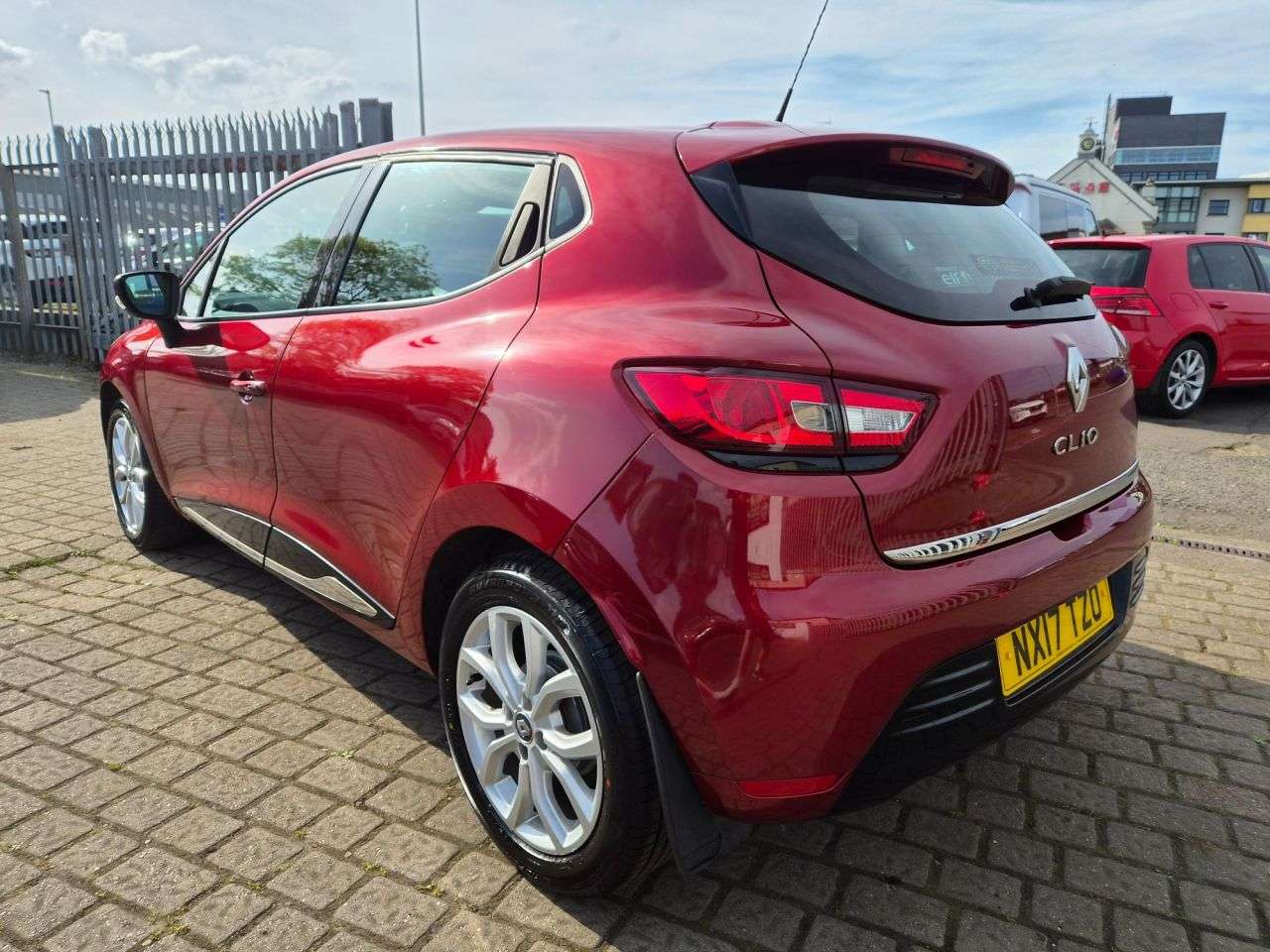 2017 RENAULT CLIO 2017 RENAULT CLIO
