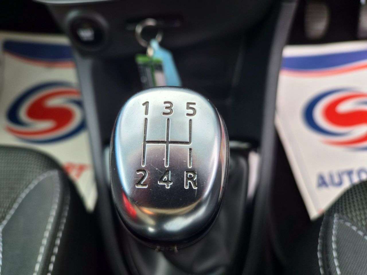 2017 RENAULT CLIO 2017 RENAULT CLIO