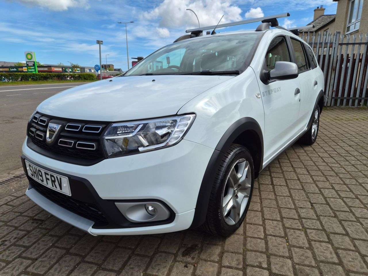 A 2019 DACIA LOGAN MCV STEPWAY 0.9 TCe Comfort Estate 5dr Petrol Manual Euro 6 (s/s) (90 ps) A 2019 DACIA LOGAN MCV STEPWAY 0.9 TCe Comfort Estate 5dr Petrol Manual Euro 6 (s/s) (90 ps)