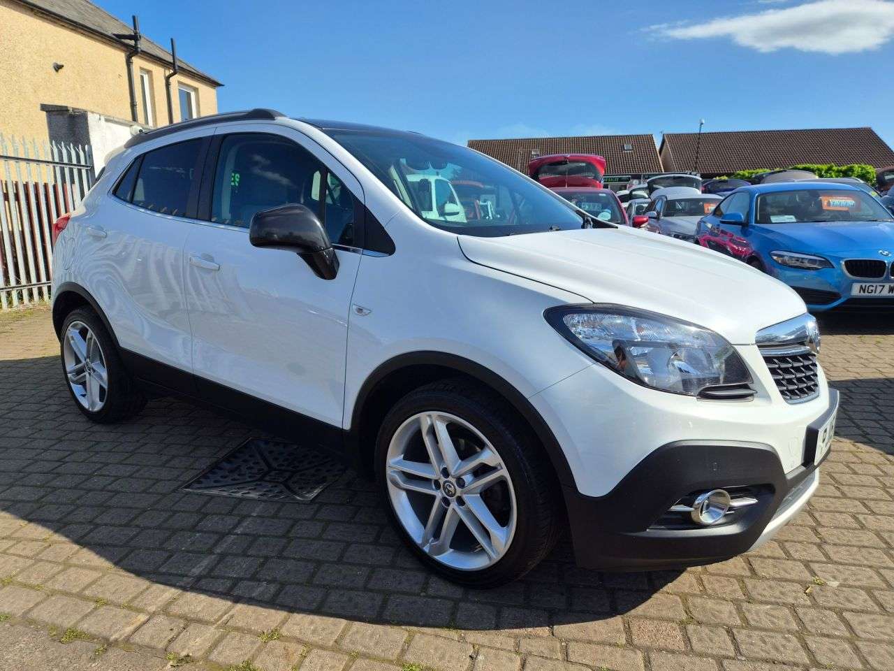 A 2015 VAUXHALL MOKKA 1.6 CDTi Limited Edition SUV 5dr Diesel Manual 2WD Euro 6 (s/s) (136 ps) A 2015 VAUXHALL MOKKA 1.6 CDTi Limited Edition SUV 5dr Diesel Manual 2WD Euro 6 (s/s) (136 ps)