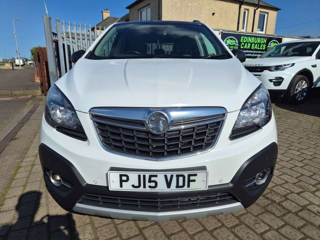 A 2015 VAUXHALL MOKKA 1.6 CDTi Limited Edition SUV 5dr Diesel Manual 2WD Euro 6 (s/s) (136 ps) A 2015 VAUXHALL MOKKA 1.6 CDTi Limited Edition SUV 5dr Diesel Manual 2WD Euro 6 (s/s) (136 ps)