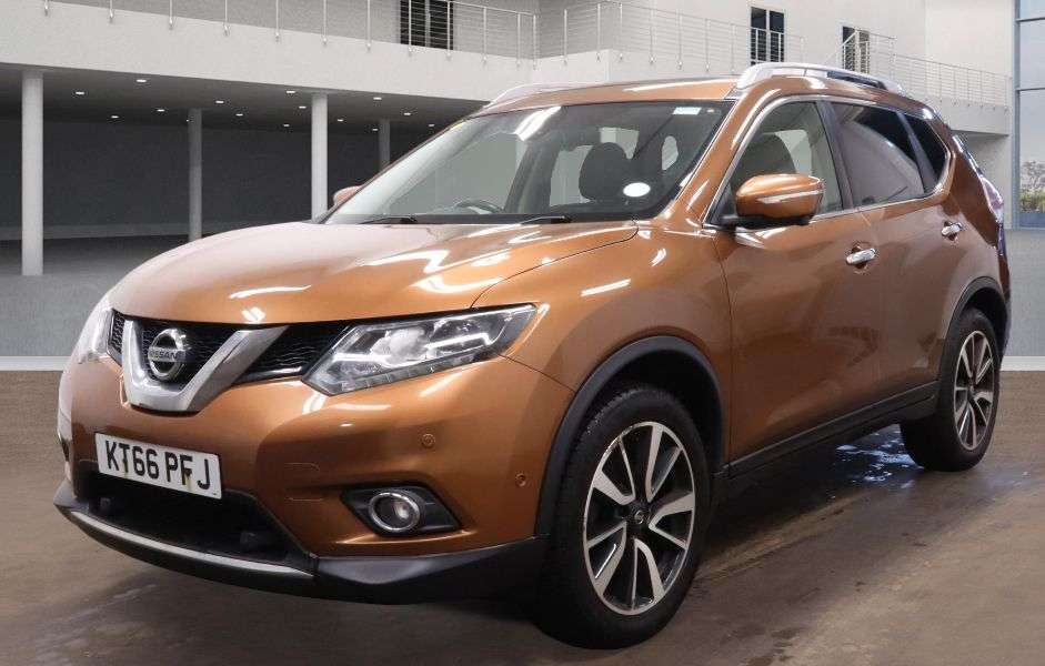 A 2017 NISSAN X-TRAIL 1.6 dCi Tekna SUV 5dr Diesel Manual 4WD Euro 6 (s/s) (130 ps) A 2017 NISSAN X-TRAIL 1.6 dCi Tekna SUV 5dr Diesel Manual 4WD Euro 6 (s/s) (130 ps)