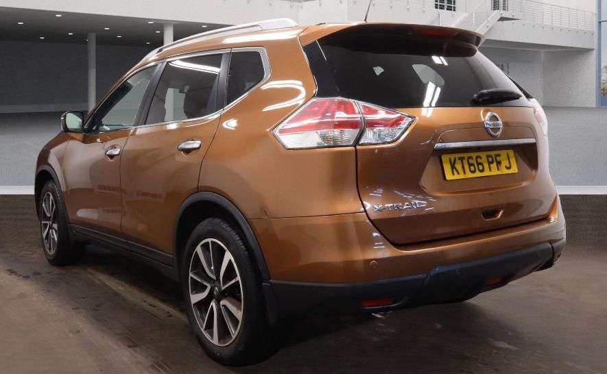 A 2017 NISSAN X-TRAIL 1.6 dCi Tekna SUV 5dr Diesel Manual 4WD Euro 6 (s/s) (130 ps) A 2017 NISSAN X-TRAIL 1.6 dCi Tekna SUV 5dr Diesel Manual 4WD Euro 6 (s/s) (130 ps)