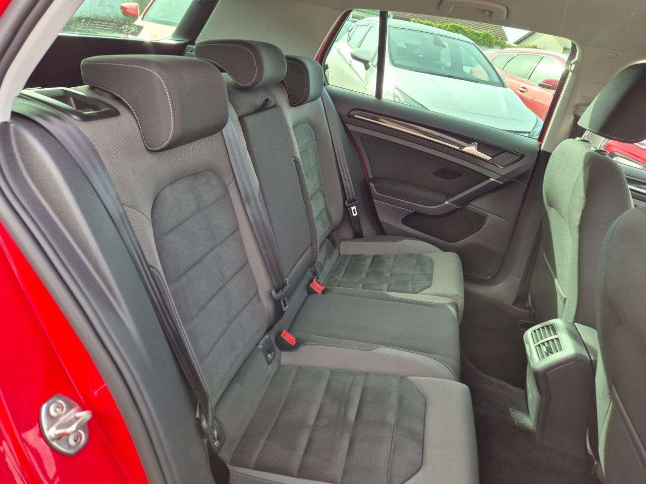 2018 VOLKSWAGEN GOLF 2018 VOLKSWAGEN GOLF