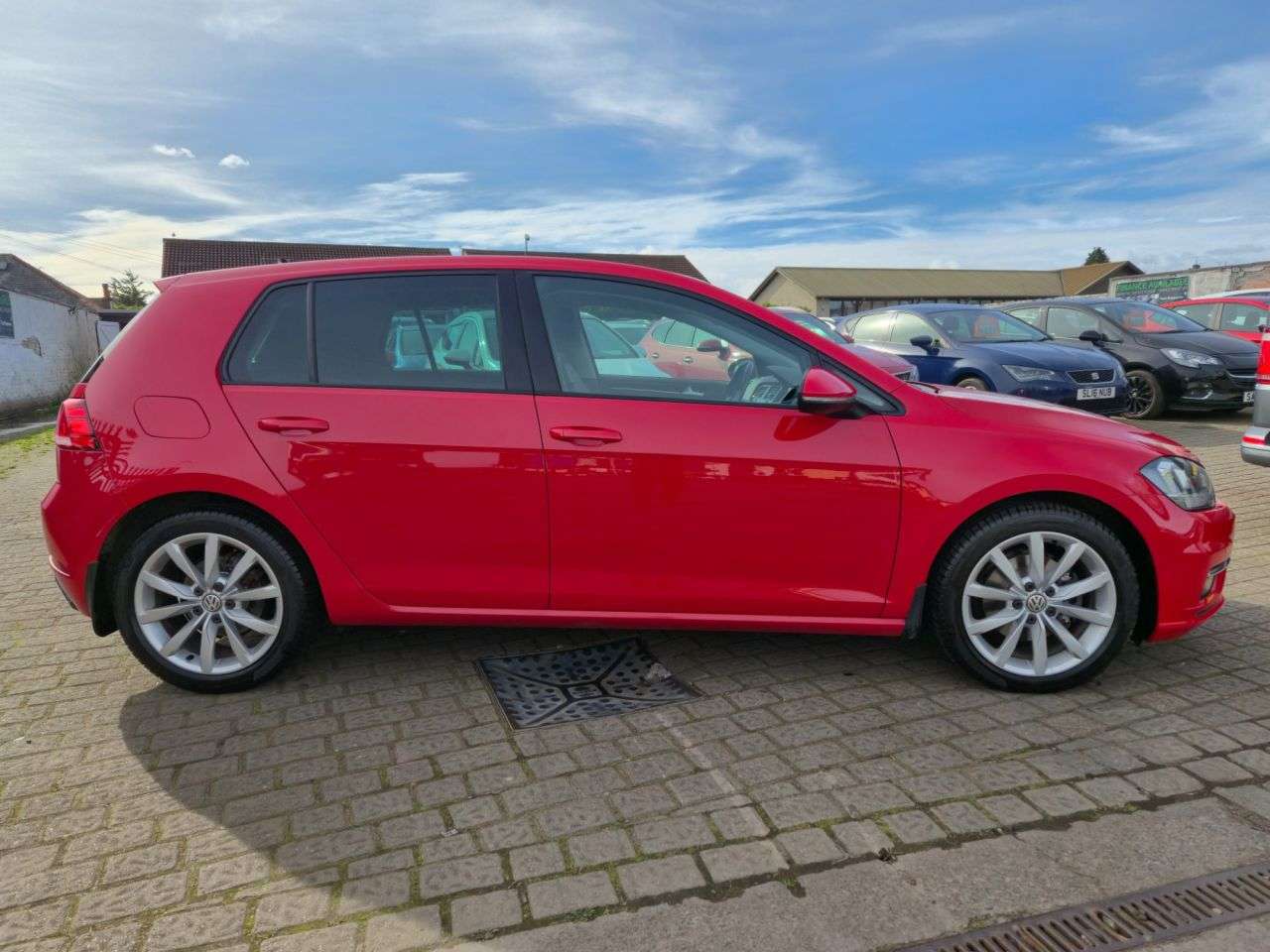 2018 VOLKSWAGEN GOLF 2018 VOLKSWAGEN GOLF