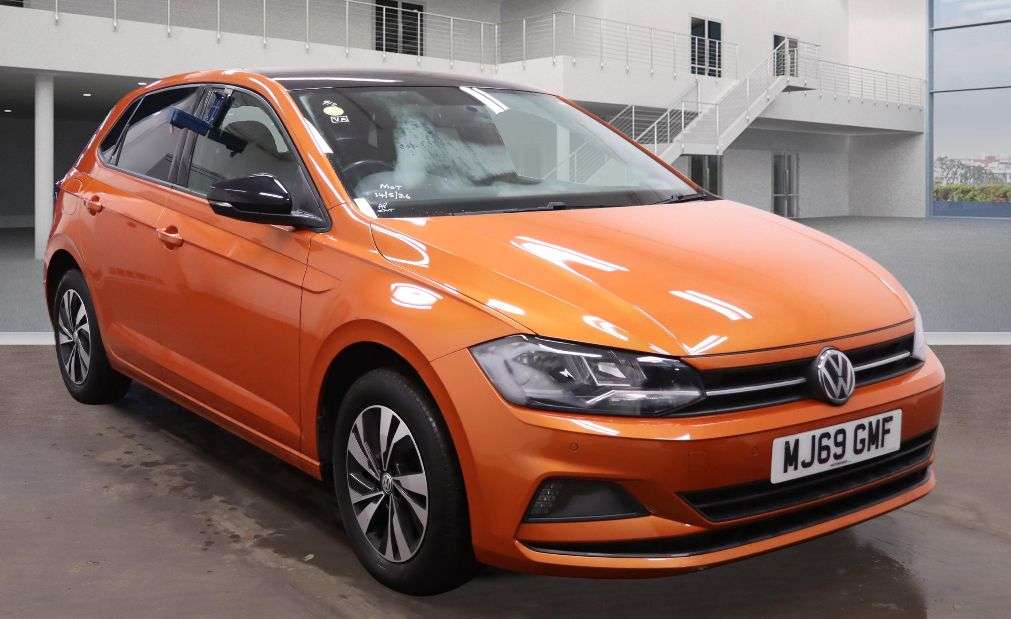 A 2019 VOLKSWAGEN POLO 1.0 TSI GPF SE Hatchback 5dr Petrol Manual Euro 6 (s/s) (95 ps) A 2019 VOLKSWAGEN POLO 1.0 TSI GPF SE Hatchback 5dr Petrol Manual Euro 6 (s/s) (95 ps)