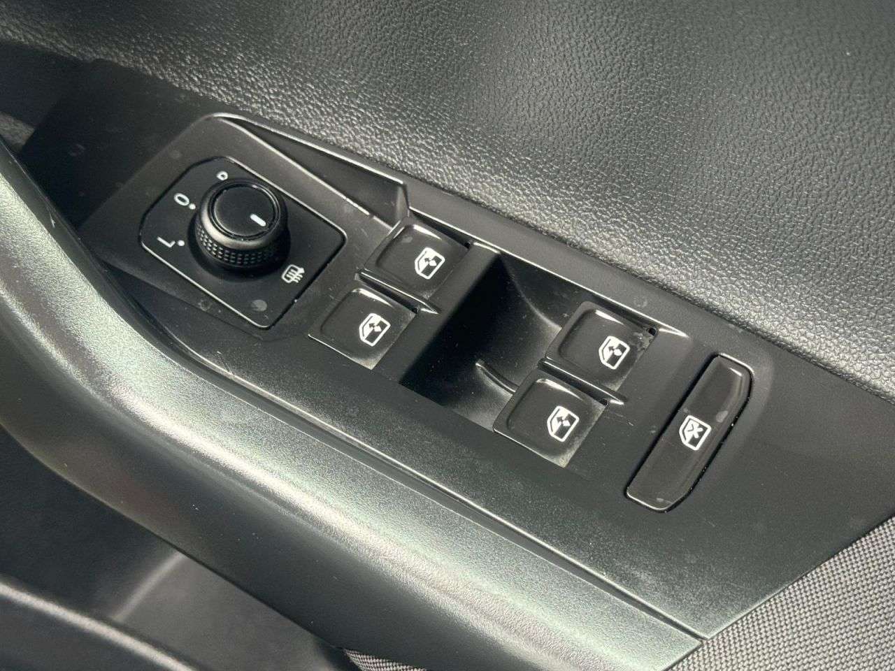 2019 VOLKSWAGEN POLO 2019 VOLKSWAGEN POLO