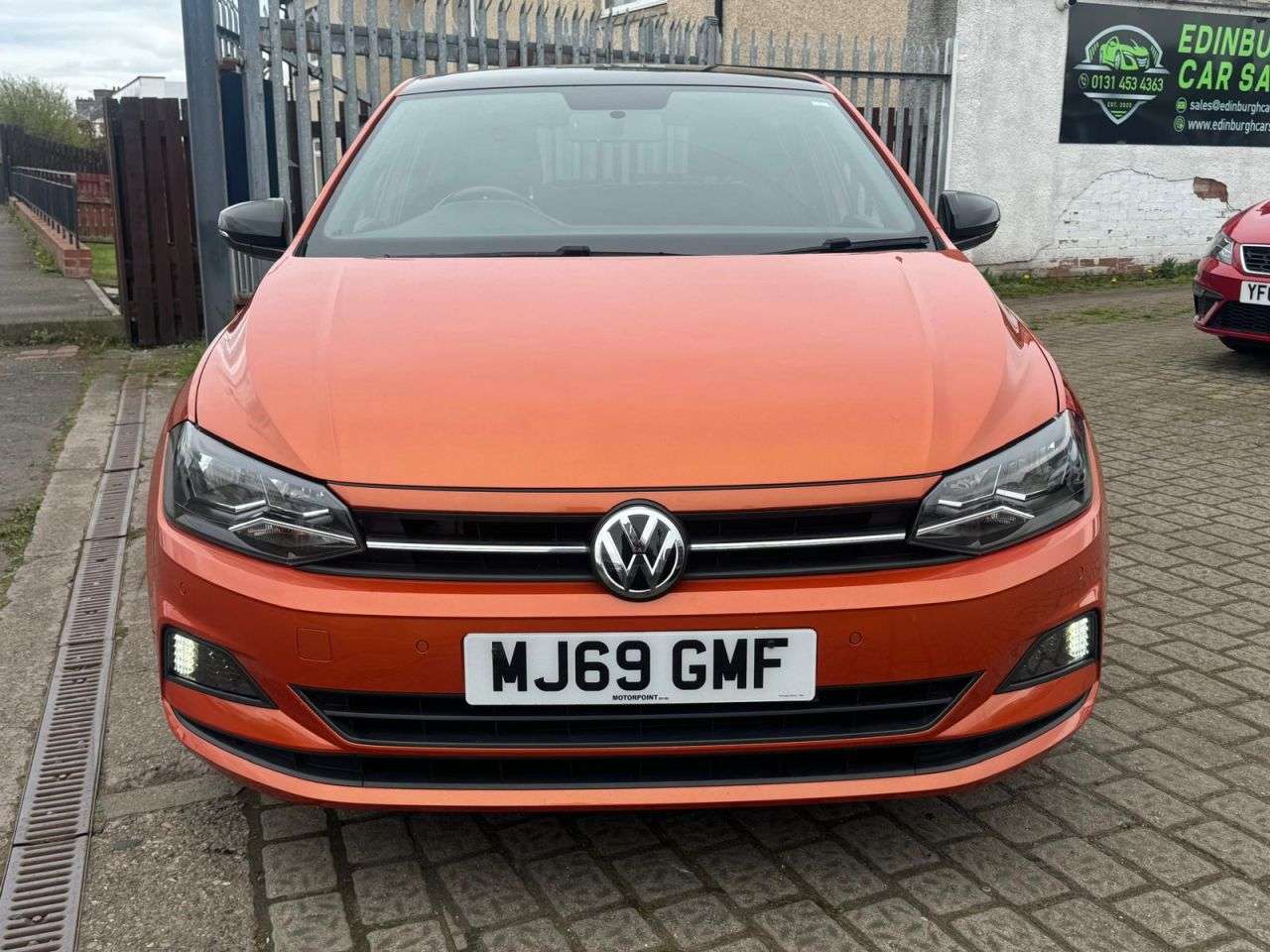 A 2019 VOLKSWAGEN POLO 1.0 TSI GPF SE Hatchback 5dr Petrol Manual Euro 6 (s/s) (95 ps) A 2019 VOLKSWAGEN POLO 1.0 TSI GPF SE Hatchback 5dr Petrol Manual Euro 6 (s/s) (95 ps)