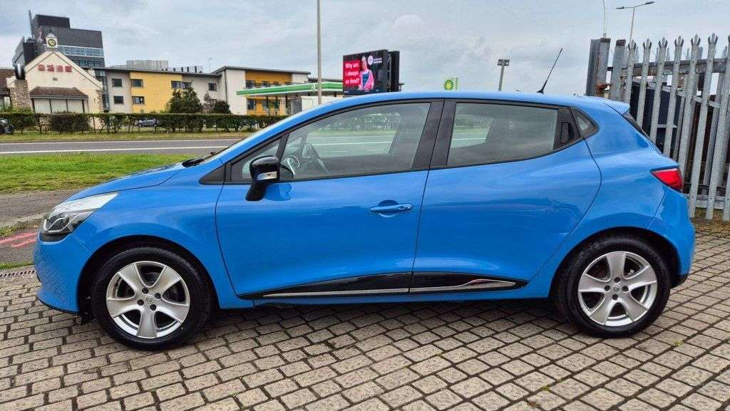 2015 RENAULT CLIO 2015 RENAULT CLIO