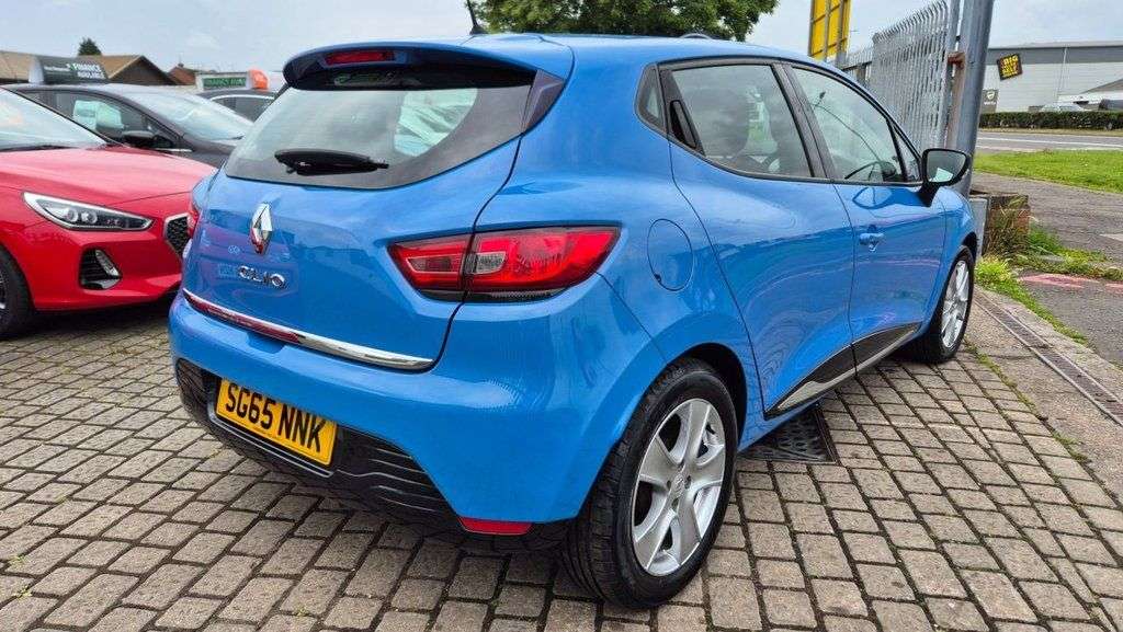 2015 RENAULT CLIO 2015 RENAULT CLIO