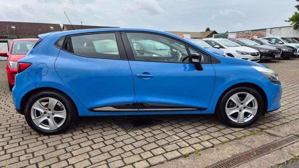 2015 RENAULT CLIO 2015 RENAULT CLIO