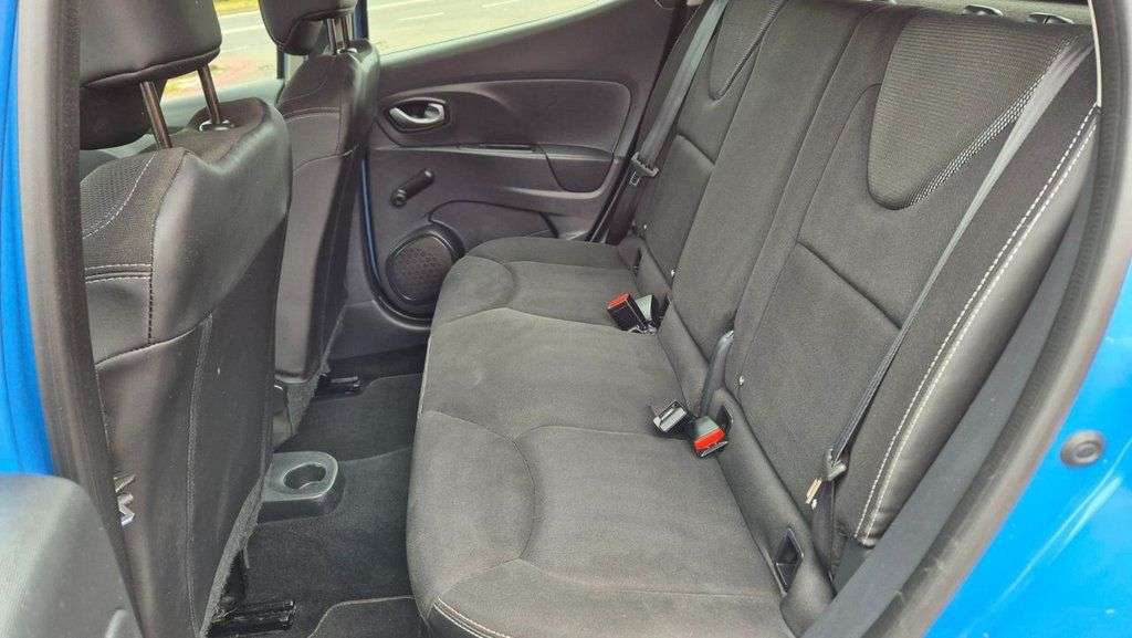 2015 RENAULT CLIO 2015 RENAULT CLIO