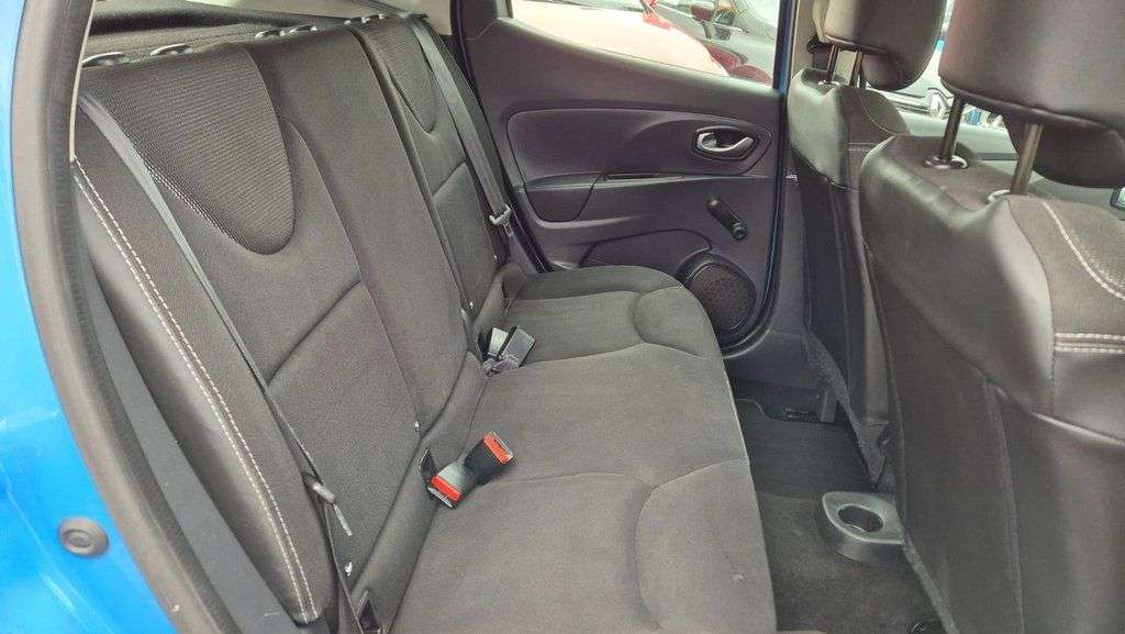 2015 RENAULT CLIO 2015 RENAULT CLIO