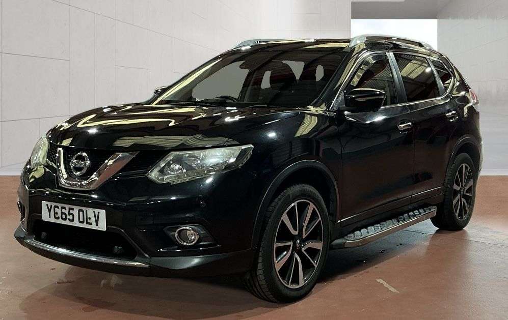 A 2015 NISSAN X-TRAIL 1.6 dCi n-tec SUV 5dr Diesel Manual 4WD Euro 6 (s/s) (130 ps) A 2015 NISSAN X-TRAIL 1.6 dCi n-tec SUV 5dr Diesel Manual 4WD Euro 6 (s/s) (130 ps)