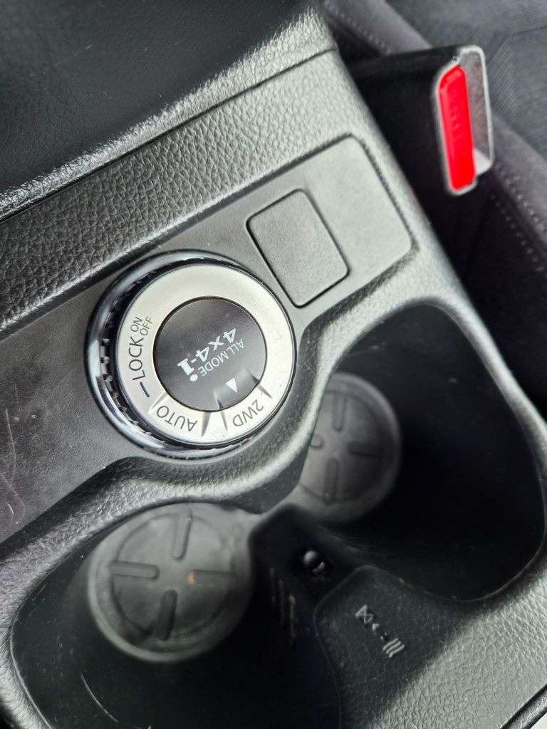 2015 NISSAN X-TRAIL 2015 NISSAN X-TRAIL