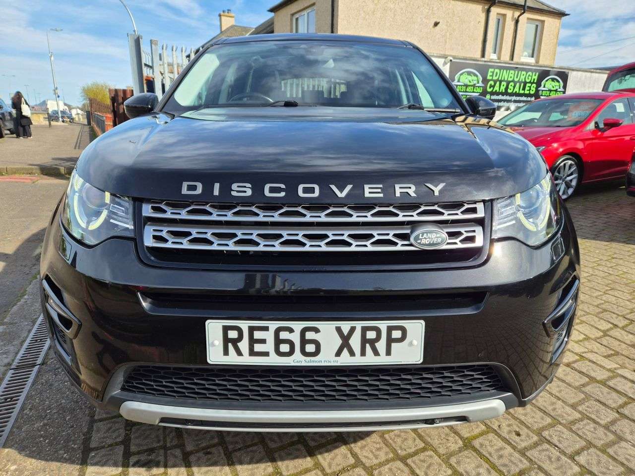 A 2016 LAND ROVER DISCOVERY SPORT 2.0 TD4 HSE SUV 5dr Diesel Auto 4WD Euro 6 (s/s) (180 ps) A 2016 LAND ROVER DISCOVERY SPORT 2.0 TD4 HSE SUV 5dr Diesel Auto 4WD Euro 6 (s/s) (180 ps)