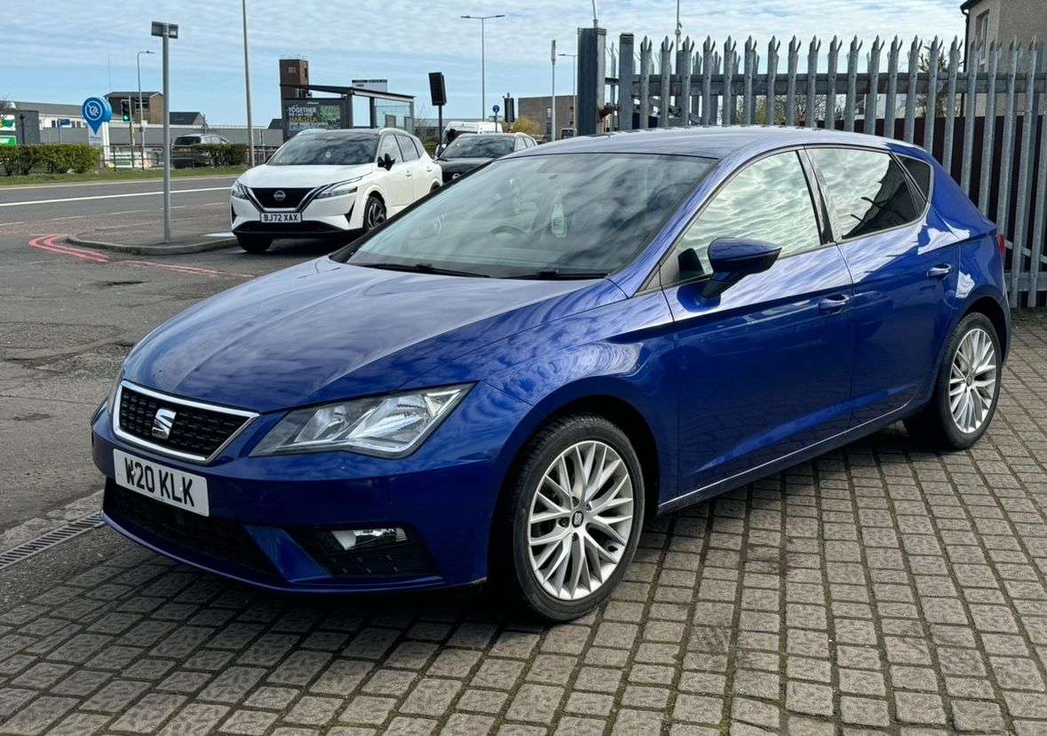A 2017 SEAT LEON 1.6 TDI SE Dynamic Technology Hatchback 5dr Diesel DSG Euro 6 (s/s) (115 ps A 2017 SEAT LEON 1.6 TDI SE Dynamic Technology Hatchback 5dr Diesel DSG Euro 6 (s/s) (115 ps