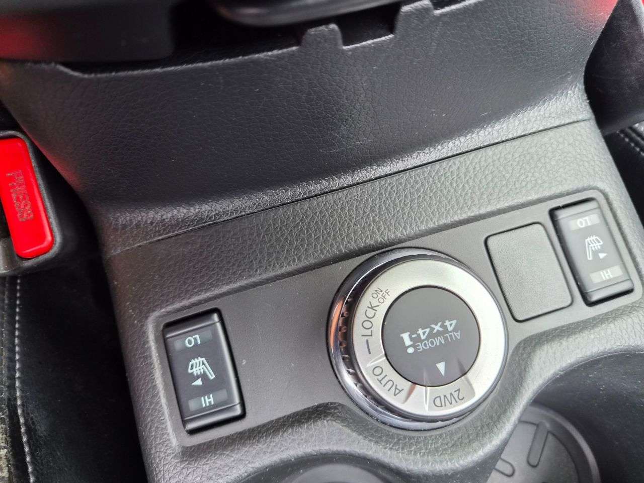 2015 NISSAN X-TRAIL 2015 NISSAN X-TRAIL