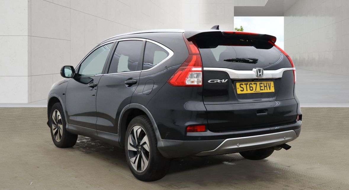 A 2017 HONDA CR-V 1.6 i-DTEC EX SUV 5dr Diesel Manual 4WD Euro 6 (s/s) (160 ps) A 2017 HONDA CR-V 1.6 i-DTEC EX SUV 5dr Diesel Manual 4WD Euro 6 (s/s) (160 ps)